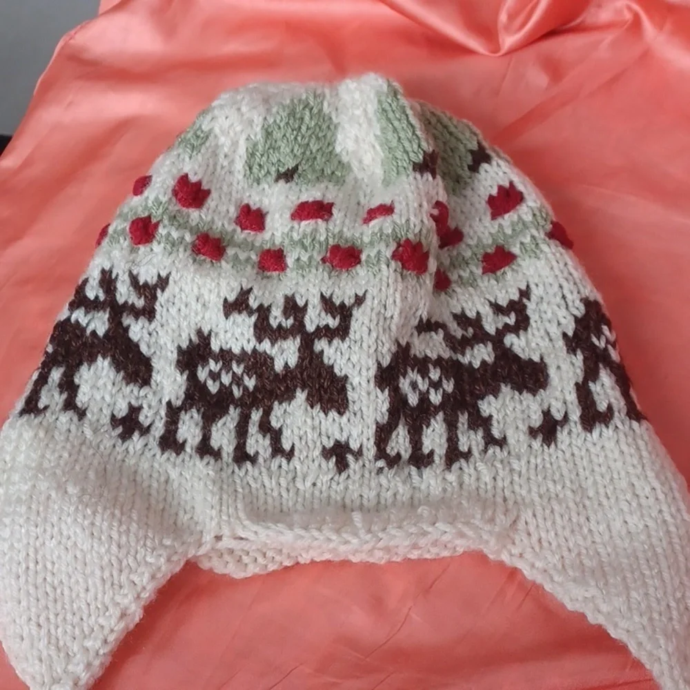 Hand Knit Chin-Tie Moose & Tree Hat / Ear Covering — Super Cute!